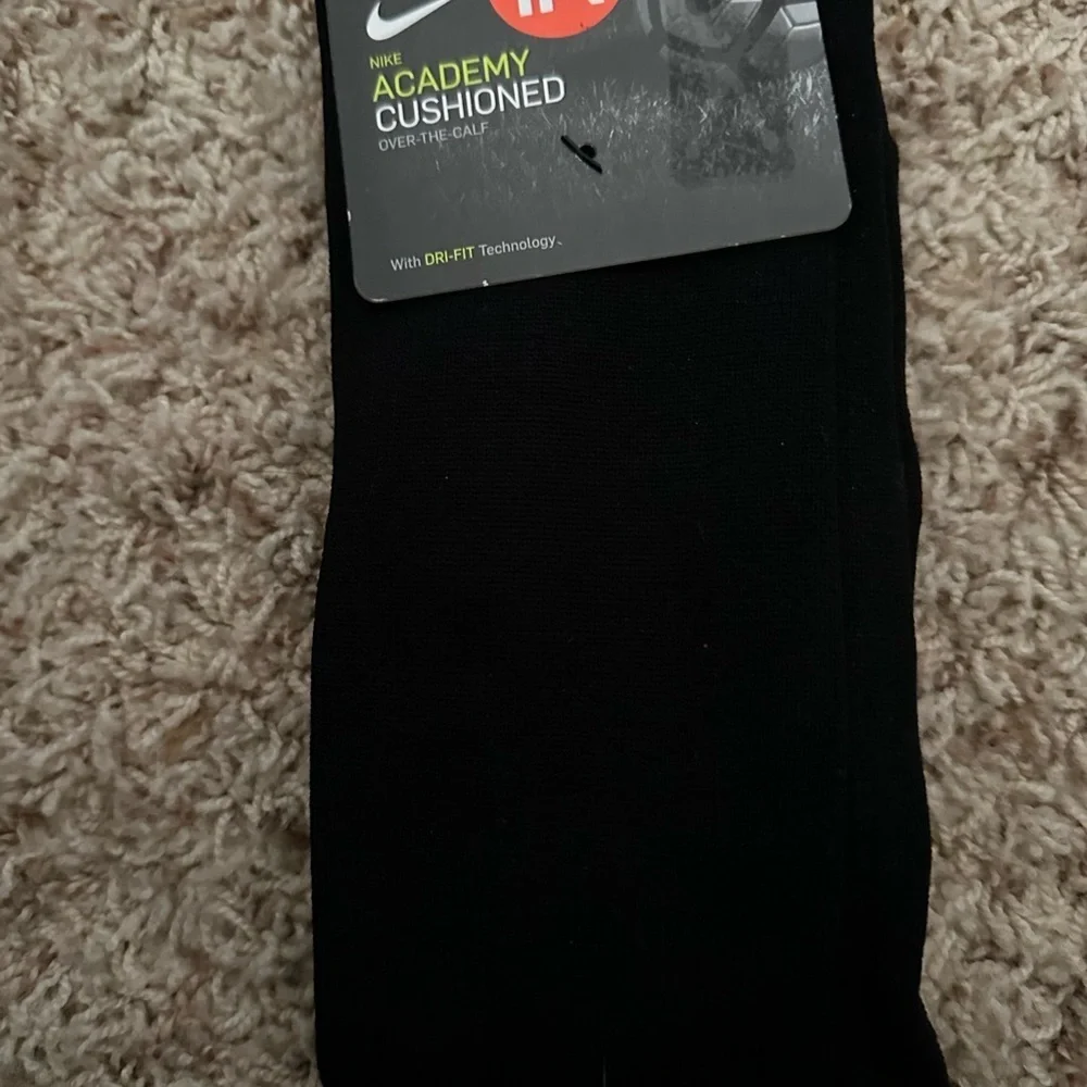 Nike Men's Black Academy Cushioned Socks size M/ NWT